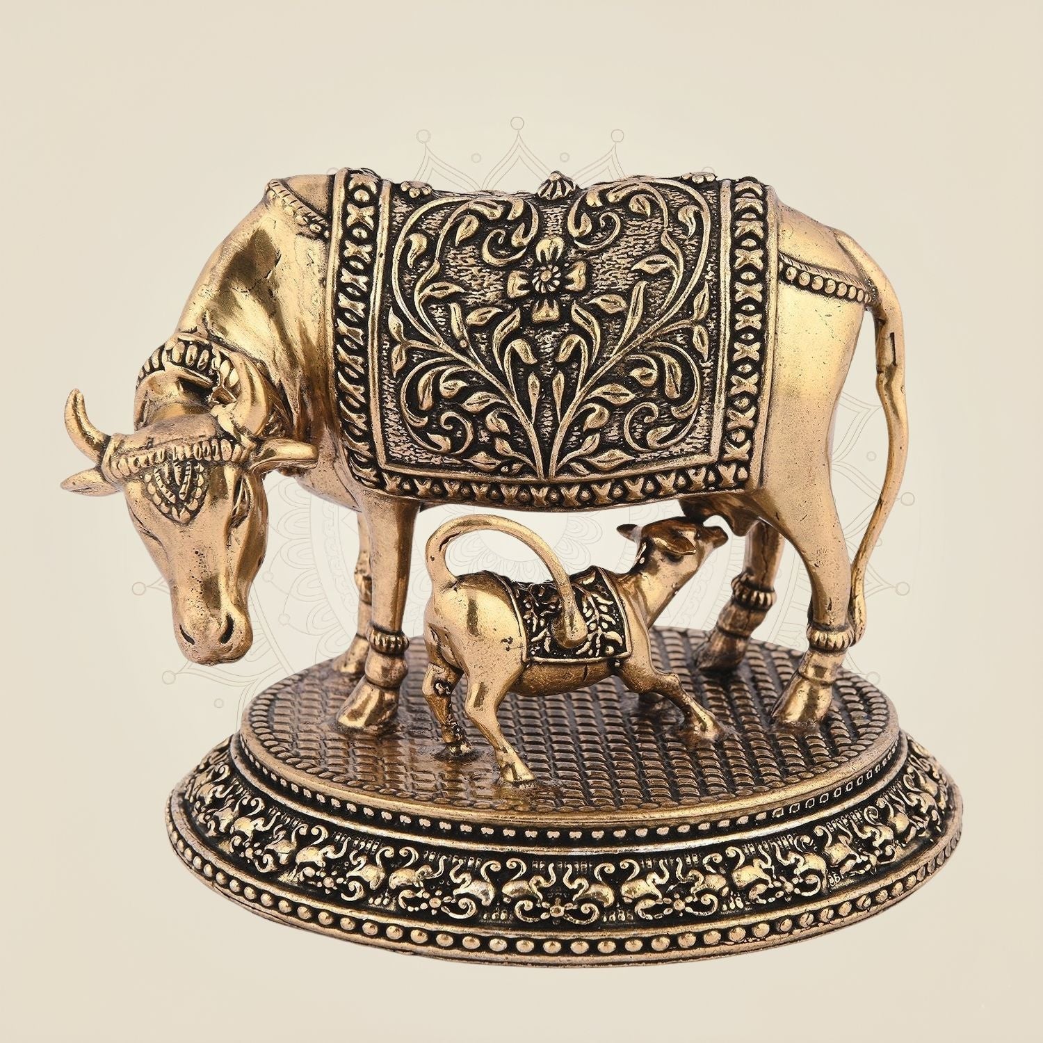 Kamdhenu Cow Idol 4" – Lightweight Brass Murti for Peace, Prosperity & Decor
