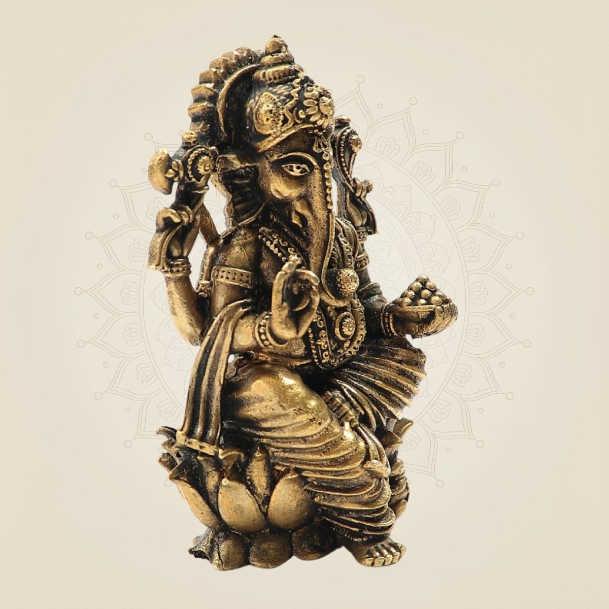 Panchaloha Bronze Ganapati Statue – Artistic Ganesha Craft 2.75" - Luxeartisanship