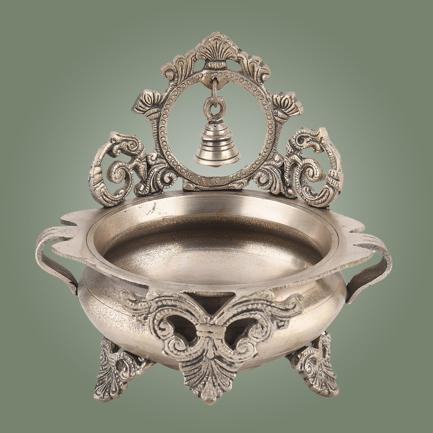7" Pure Brass Silver-Finish Urli – Handcrafted Bowl for Floating Flowers & Decor