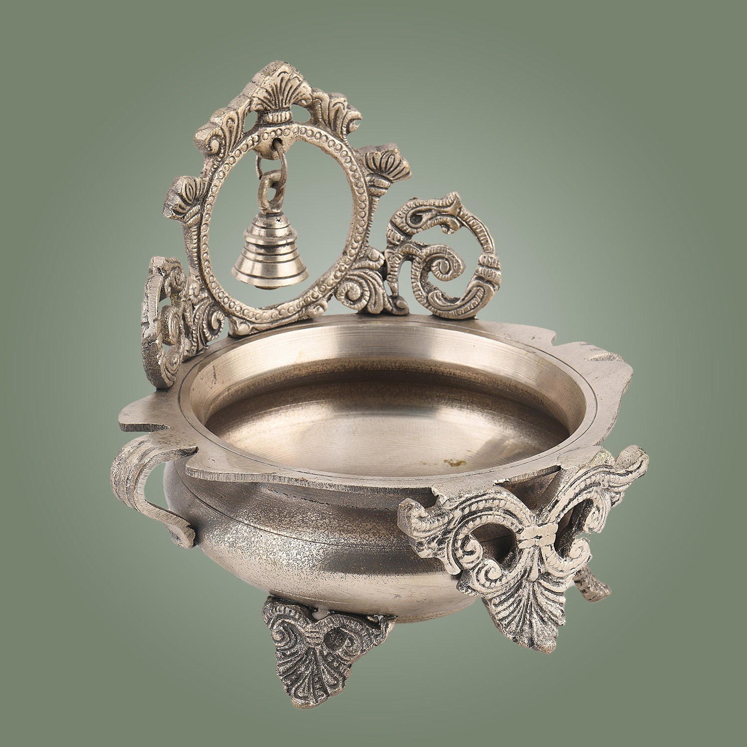 7" Pure Brass Silver-Finish Urli – Handcrafted Bowl for Floating Flowers & Decor