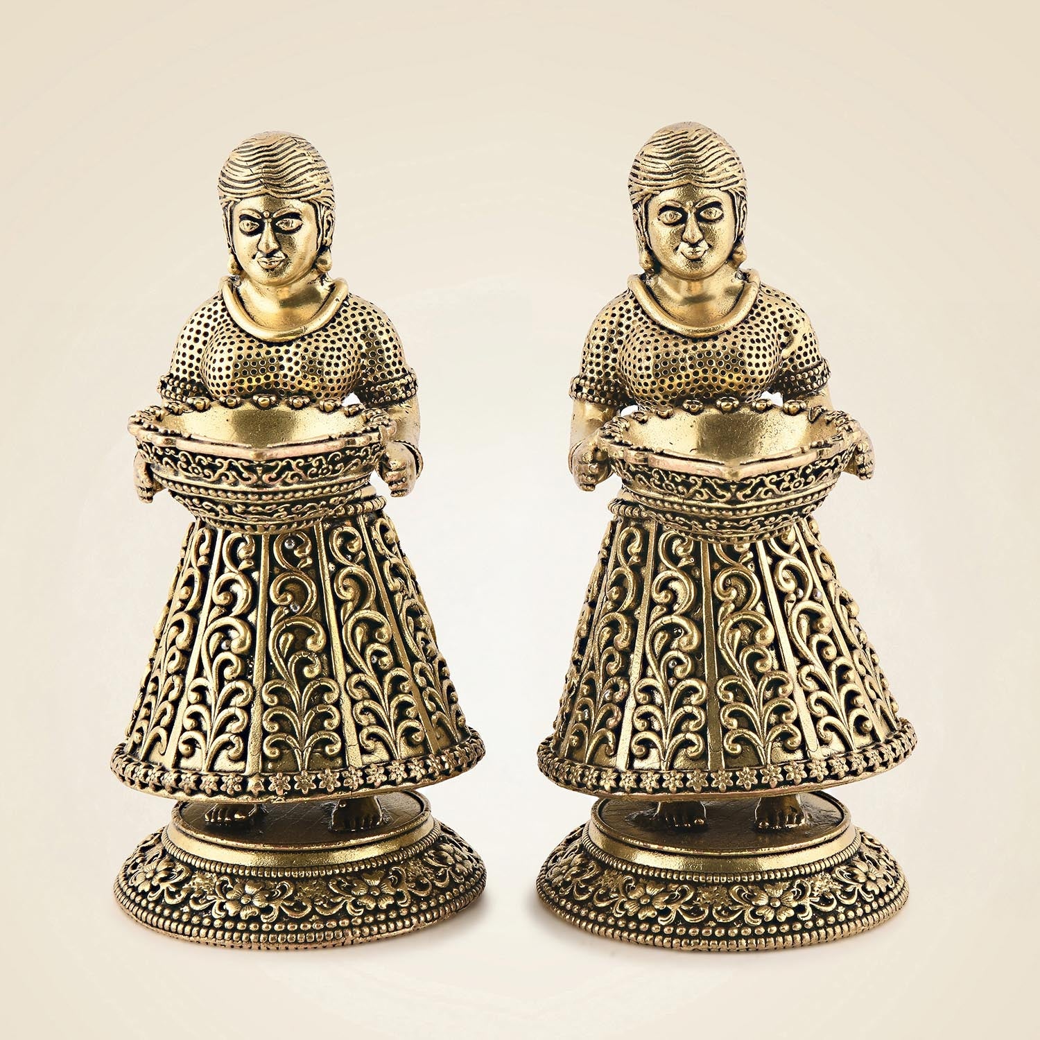 Brass Lakshmi Deepam Set 4" – Decorative Oil Lamps for Rituals & Festive Use